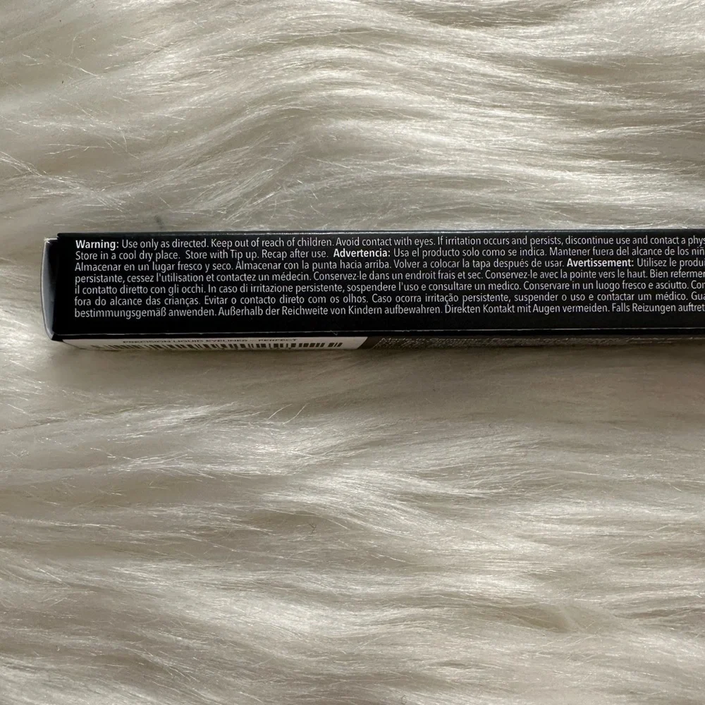 NEW YOUNIQUE Moodstuck Eyeliner in Perfect